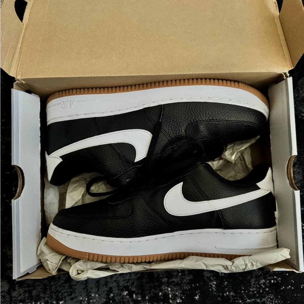 Nike Air Force 1 Low ‘07
cl0057 002
